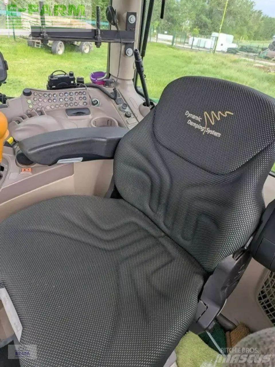 John Deere 6215 r Traktorer