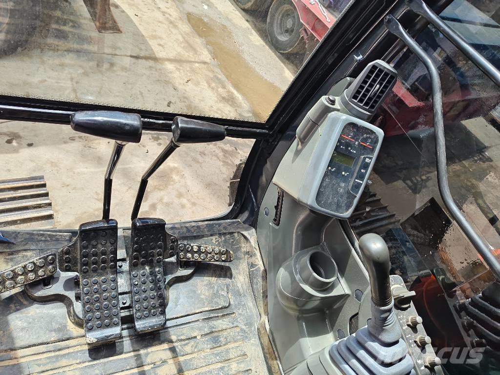 Hitachi ZX 130 LC Bandgrävare