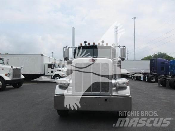 Peterbilt 388 Dragbilar