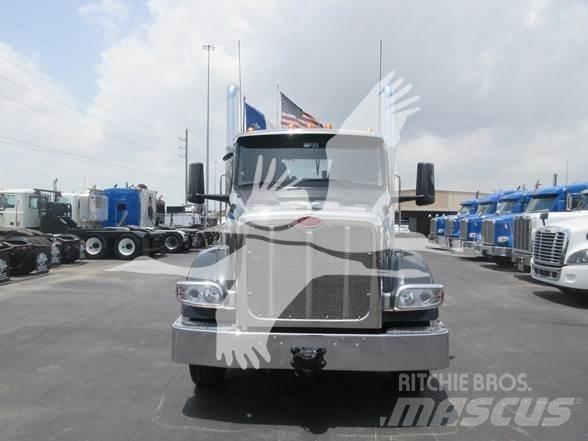 Peterbilt 567 Dragbilar