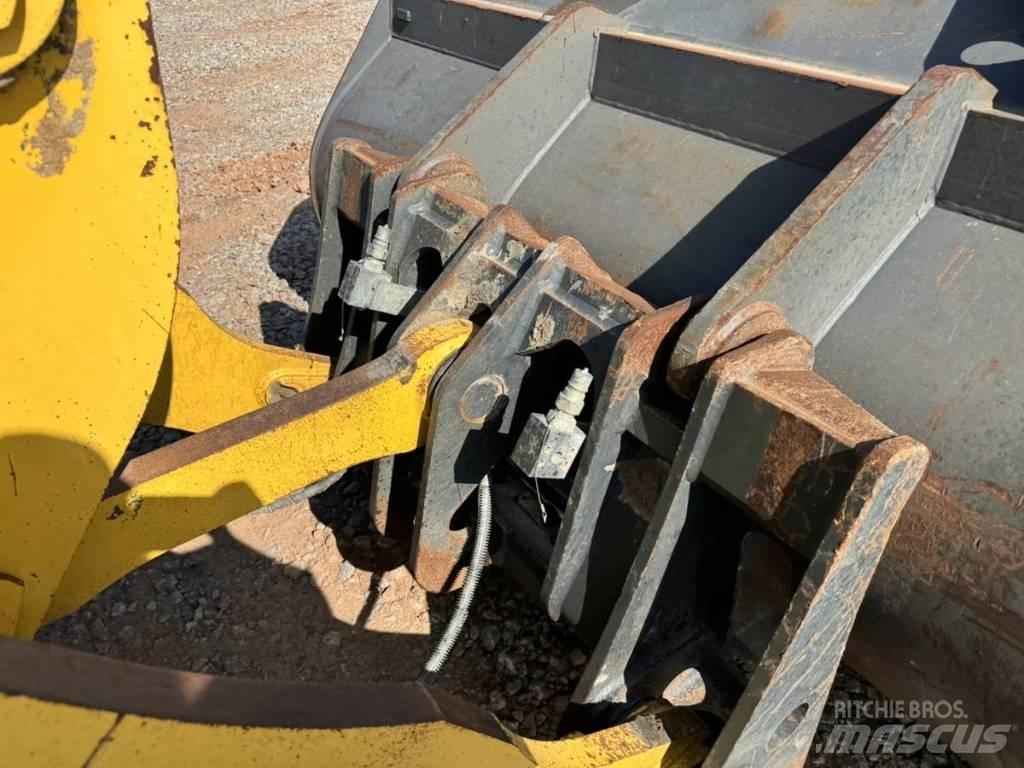 Komatsu WA 320 Hjullastare
