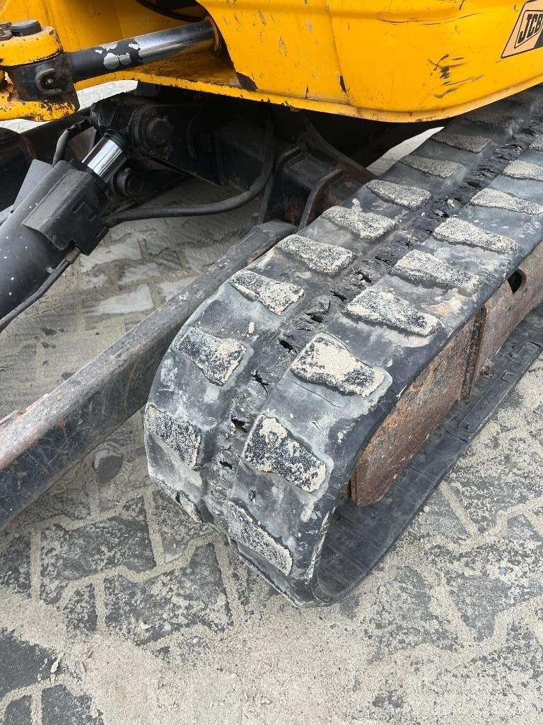 JCB 8055 RTS Minigrävare < 7t