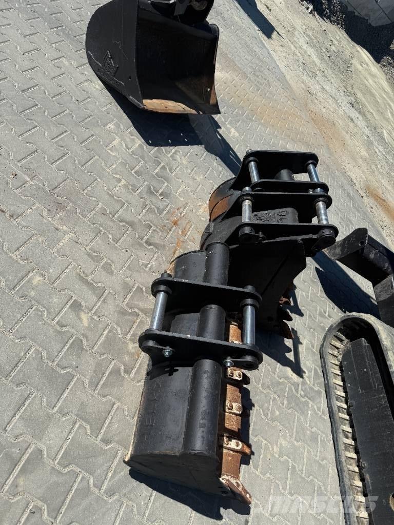 JCB 8055 RTS Minigrävare < 7t