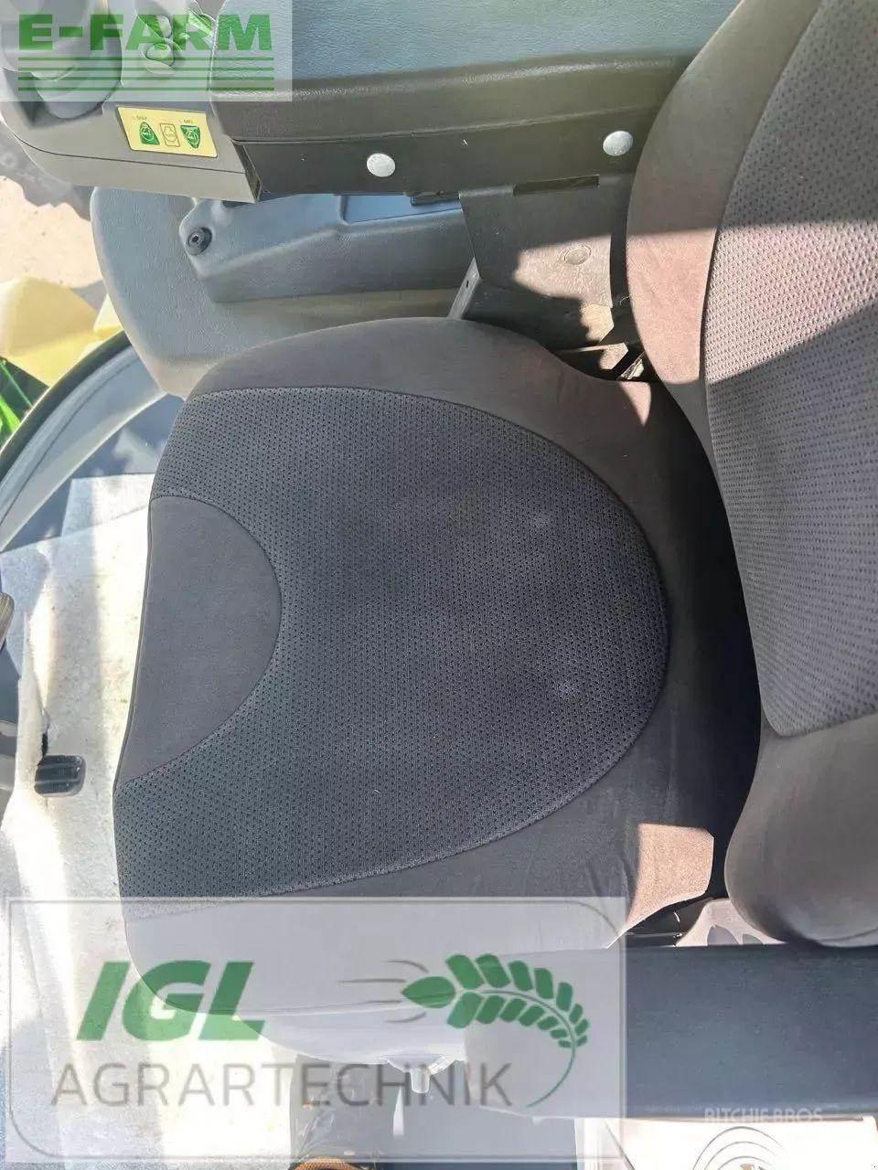 Krone big x 700 i Självgående fälthackar