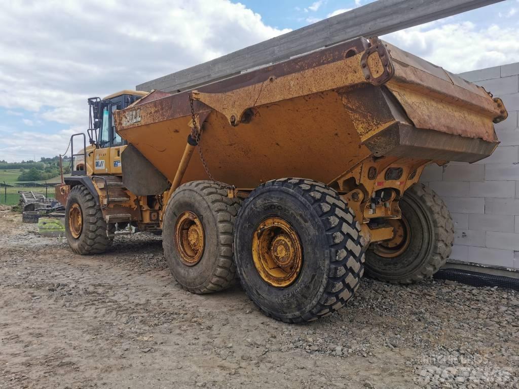 Bell B30D Midjestyrd dumper