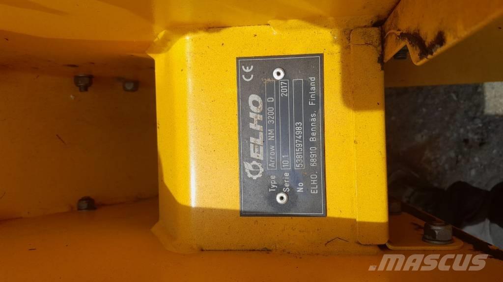 Elho Arrow NM 3200 D Slåtterkrossar