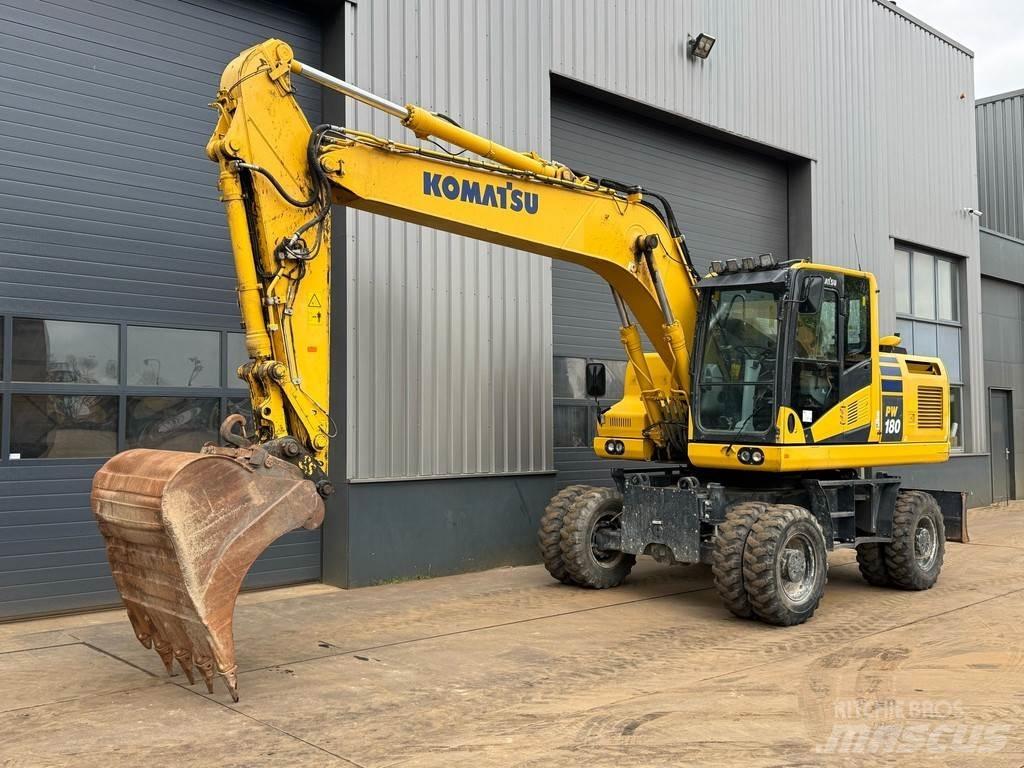 Komatsu PW180-11 Hjulgrävare