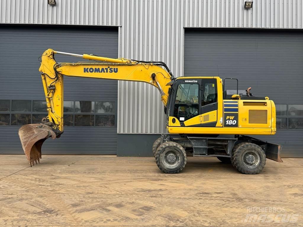 Komatsu PW180-11 Hjulgrävare