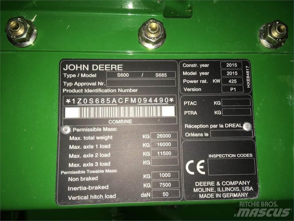 John Deere S685 Skördetröskor