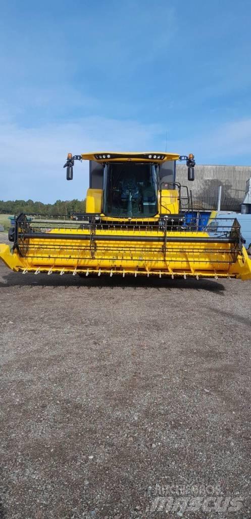 New Holland CX 5.80 Skördetröskor