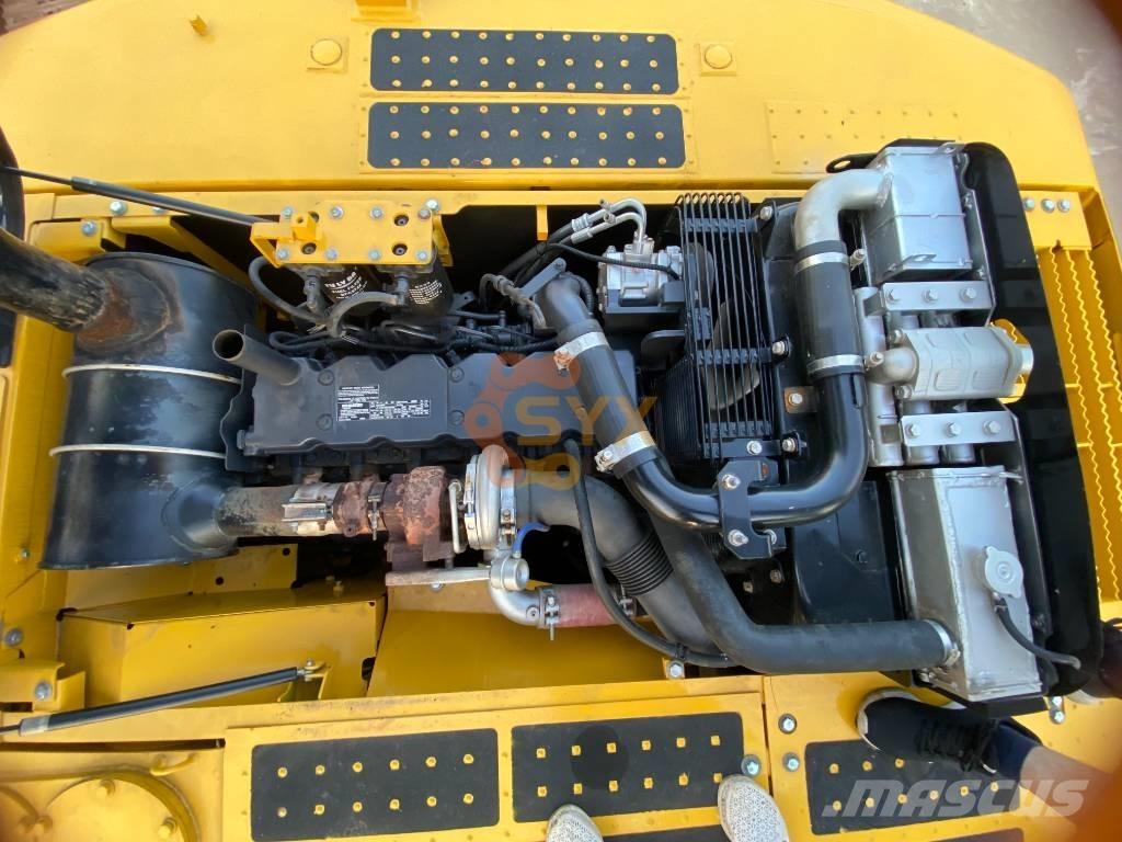 Komatsu PC 220-8 Bandgrävare