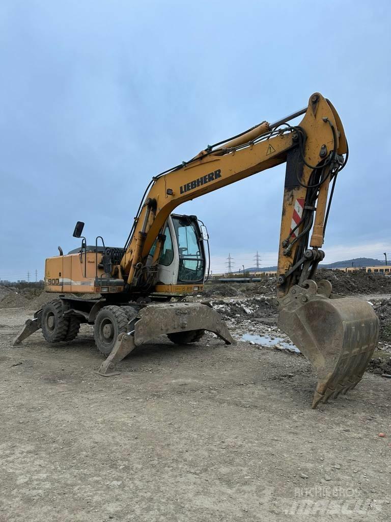 Liebherr A 900 C Hjulgrävare