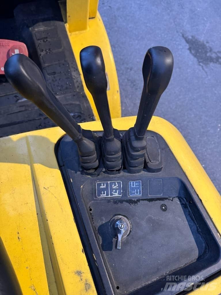 Hyster H3.00XM Gasolmotviktstruckar