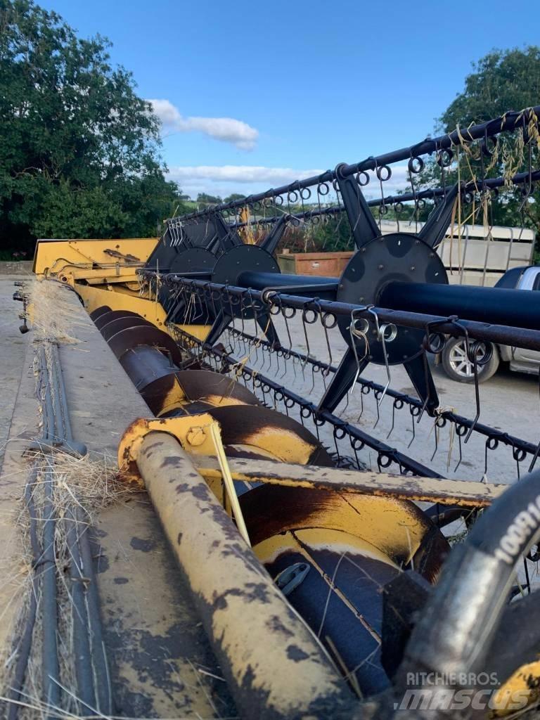 New Holland TX 34 Skördetröskor