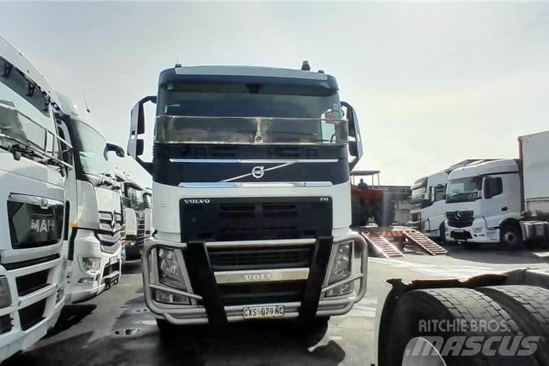 Volvo FH440 Övriga bilar