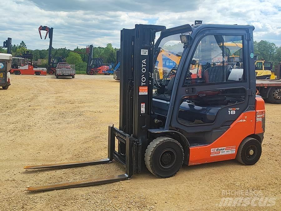 Toyota 02-8FGF18 Gasolmotviktstruckar