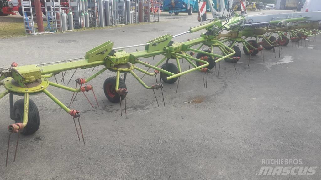 CLAAS VOLTO 1300 T Vändare och luftare