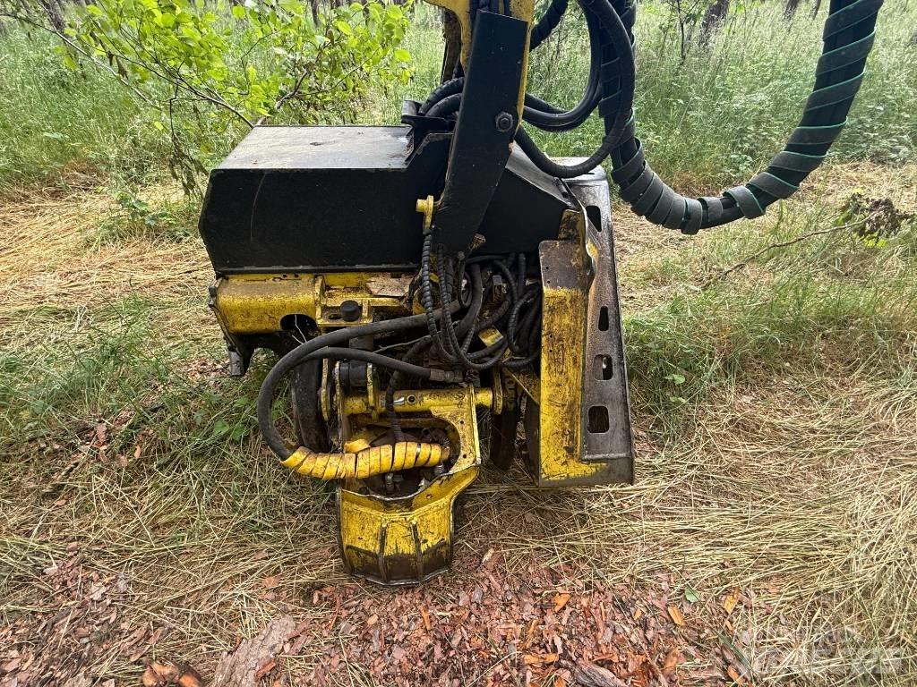 John Deere 1270 G Skördare
