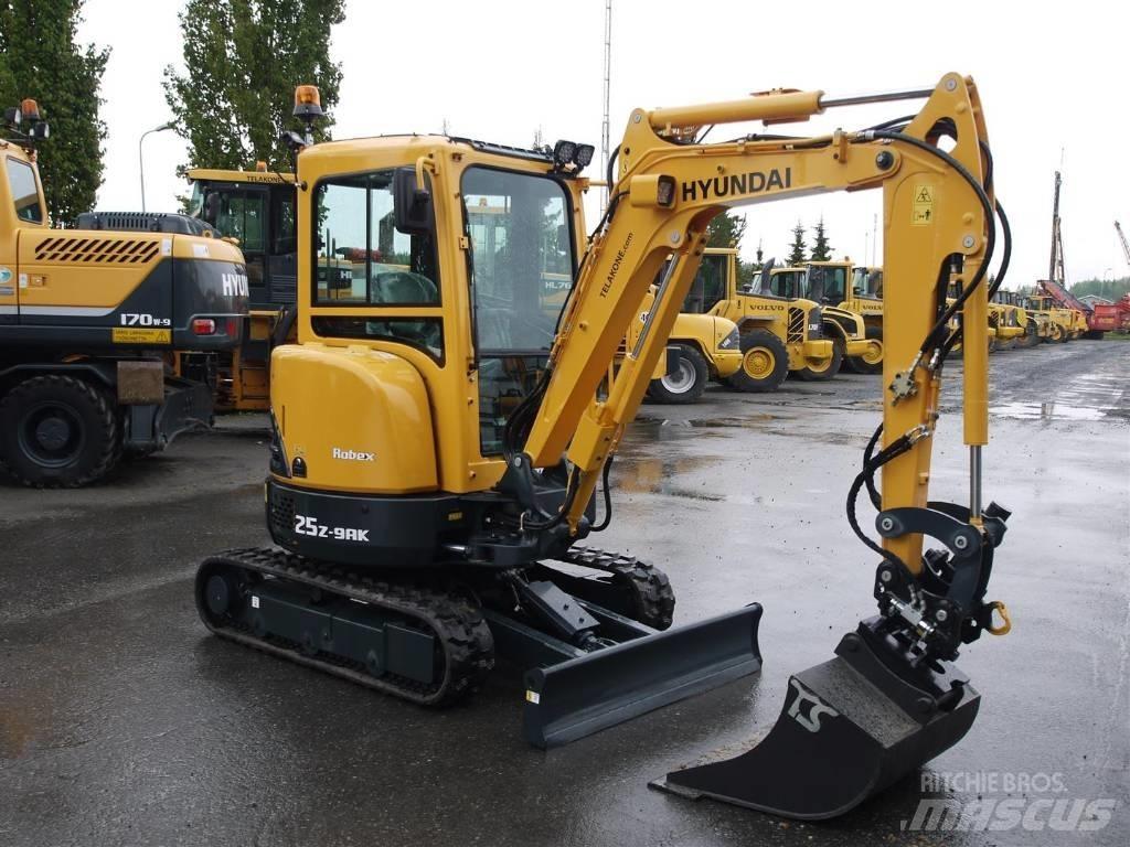 Hyundai R25Z-9AK Minigrävare < 7t