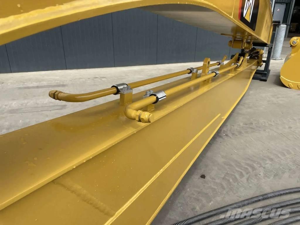 CAT 323F 15m Set Grävutrustning