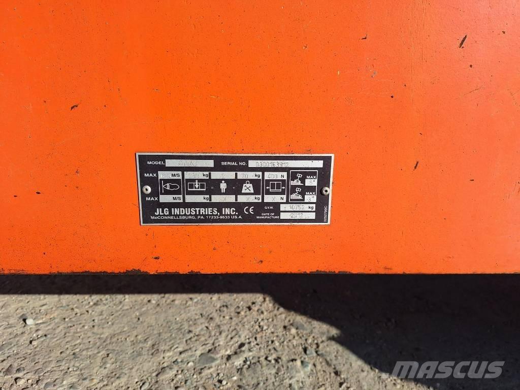 JLG 600AJ Bomliftar