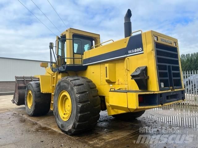 Komatsu WA 600-1 Hjullastare