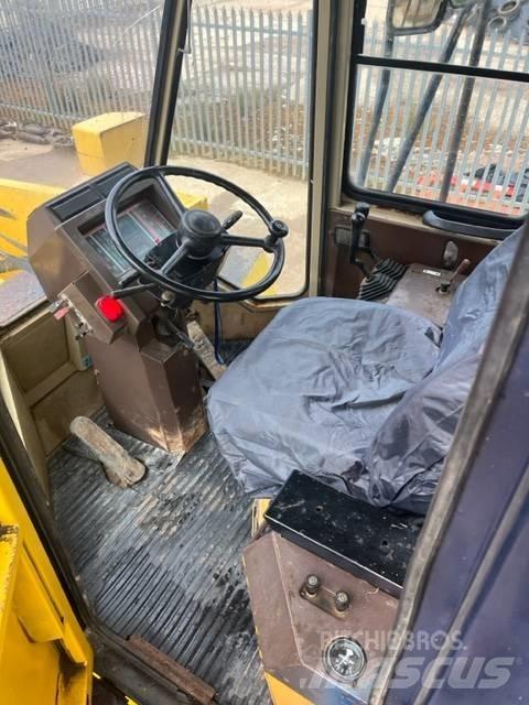 Komatsu WA 600-1 Hjullastare