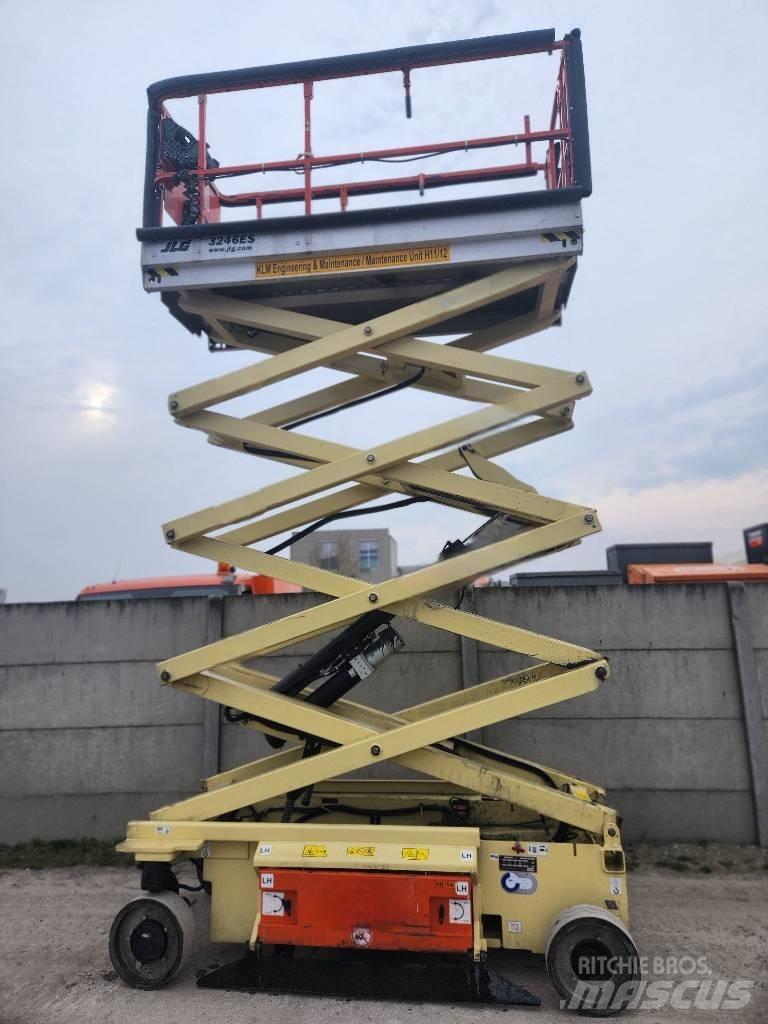 JLG 3246 ES Saxliftar