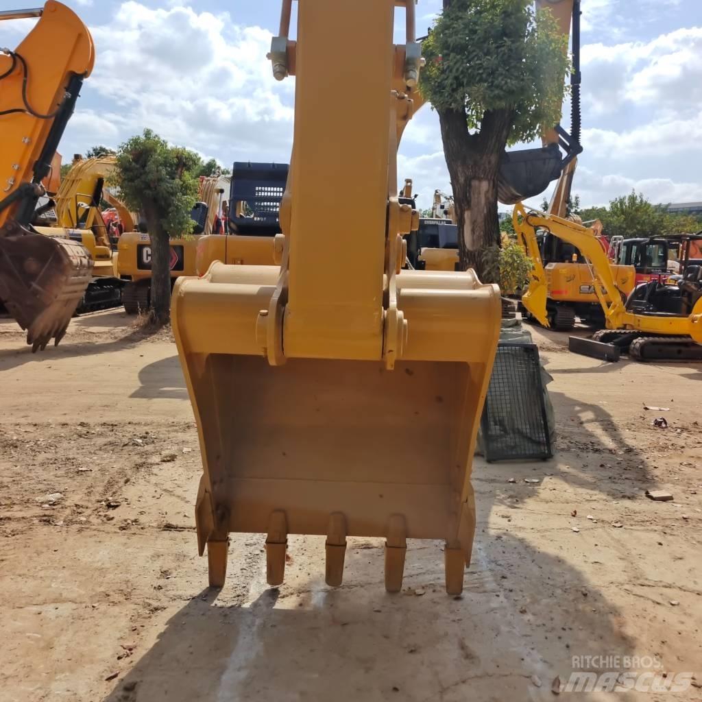 CAT 320 D Bandgrävare