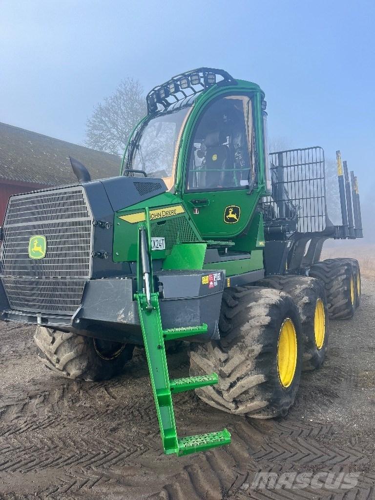John Deere 910G Skotare
