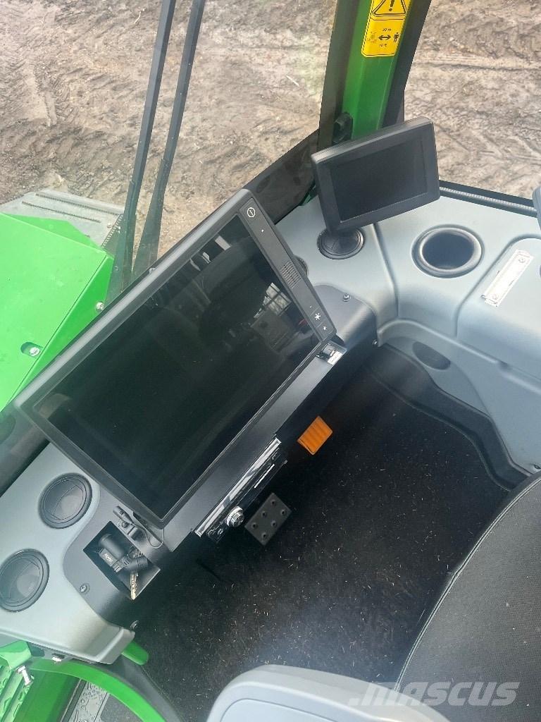John Deere 910G Skotare