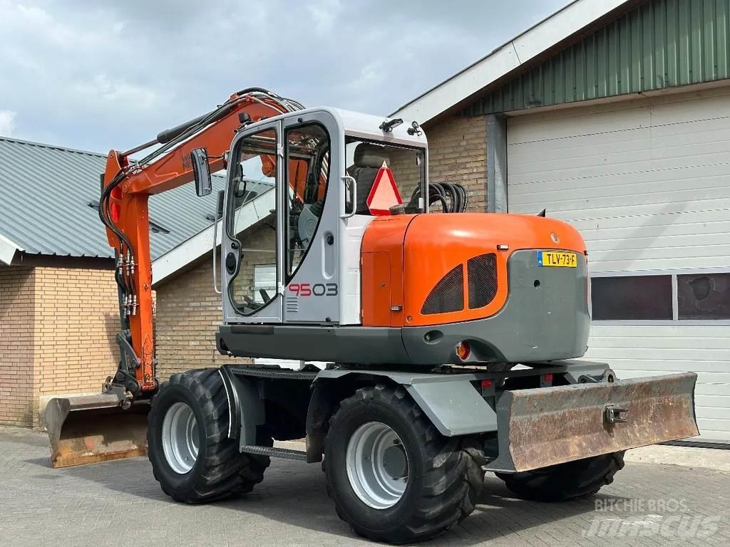 Neuson 9503 Midigrävmaskiner 7t - 12t