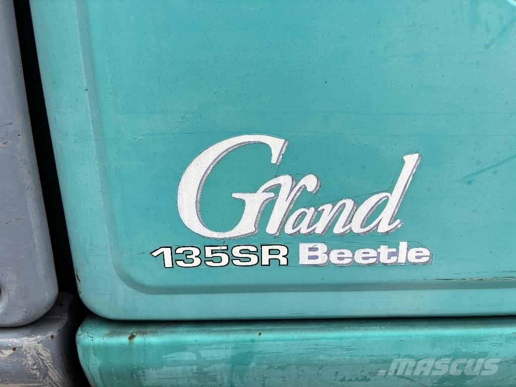 Kobelco SK 135 Bandgrävare