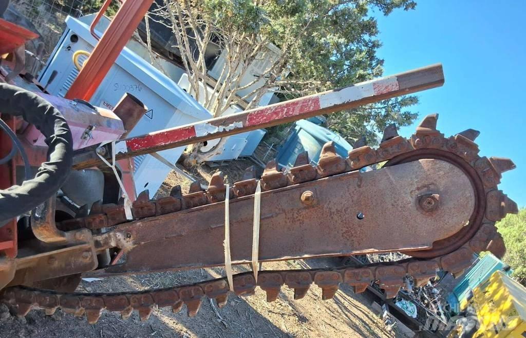 Ditch Witch 3700 DD Kedjegrävmaskiner