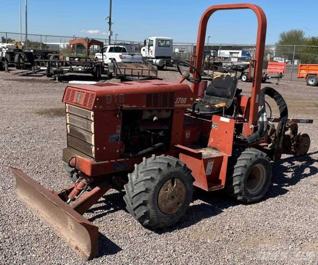 Ditch Witch 3700 DD Kedjegrävmaskiner