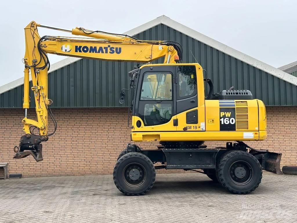 Komatsu PW160-8 Hjulgrävare