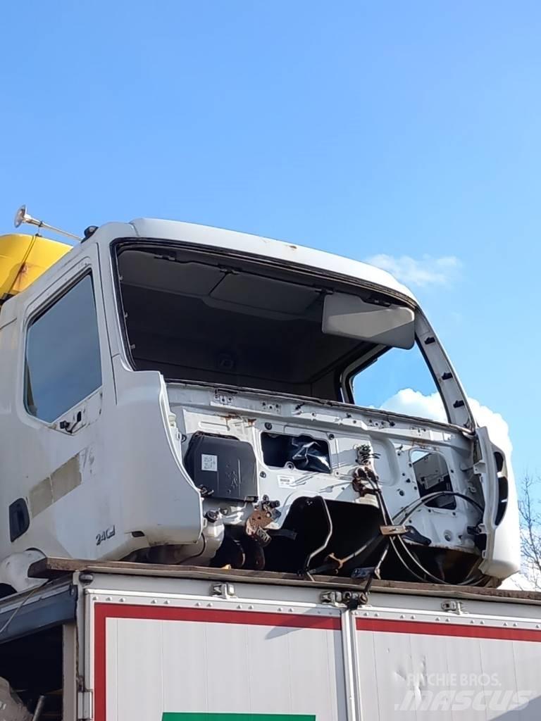 Renault Midlum 240 Hytter och interiör