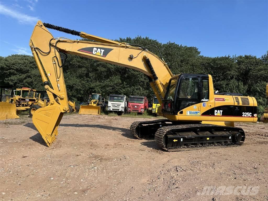 CAT 325 C Bandgrävare