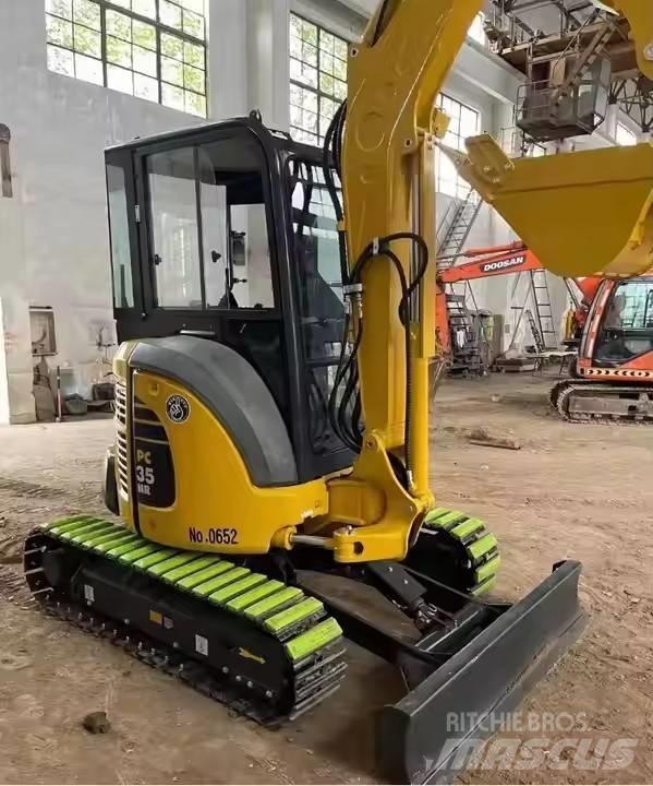 Komatsu PC35MR Bandgrävare