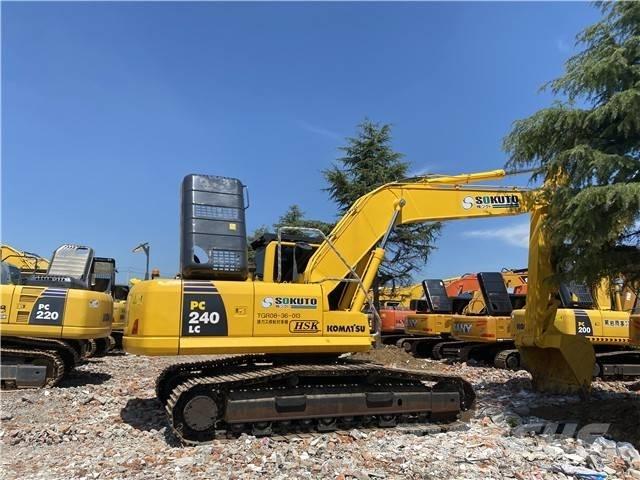 Komatsu PC 240-8 Bandgrävare
