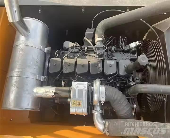 Hyundai R220-9S Bandgrävare