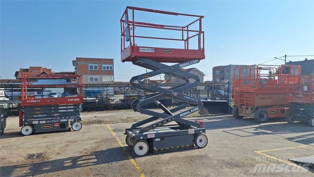 SkyJack SJIII4620 Saxliftar