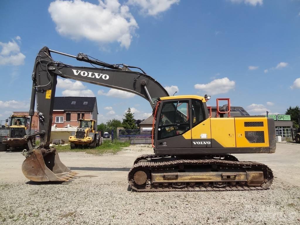 Volvo EC 220 E Bandgrävare
