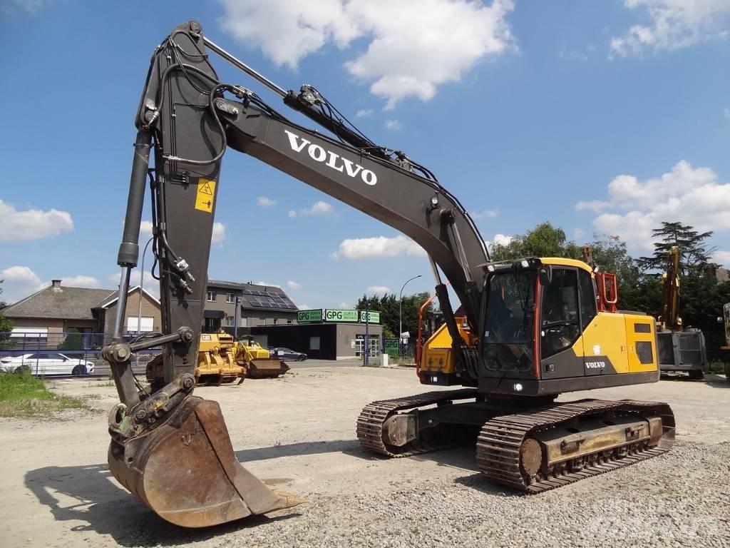 Volvo EC 220 E Bandgrävare