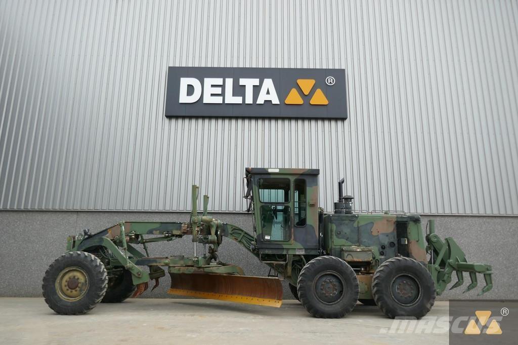 CAT 130G Ex-army Väghyvlar