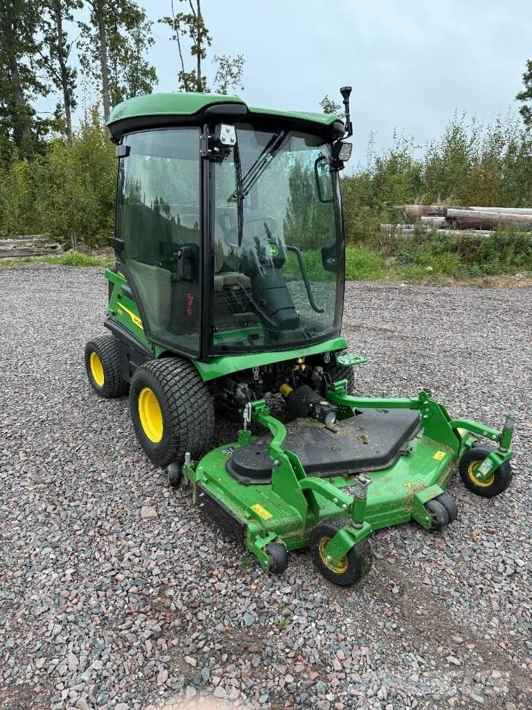 John Deere 1585 Åkgräsklippare