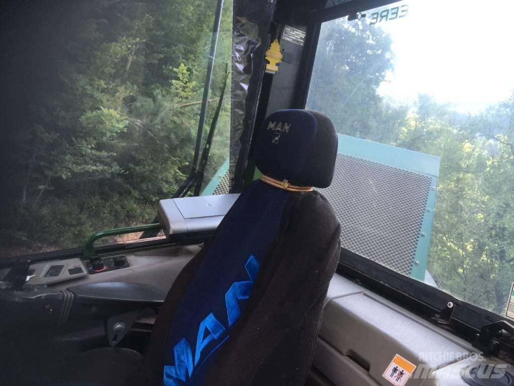 John Deere 1270 D Skördare