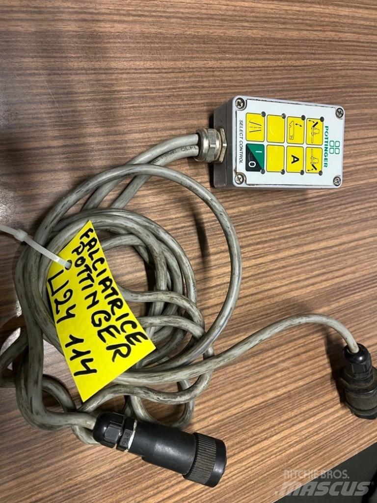 Pöttinger X8 RC Slåtterkrossar