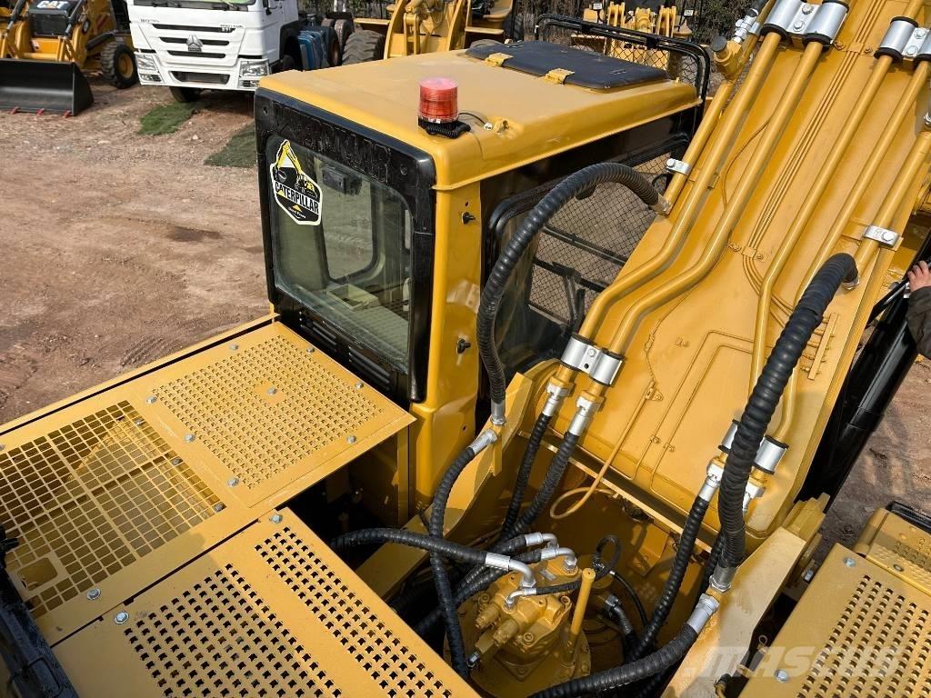 CAT 330 B Bandgrävare