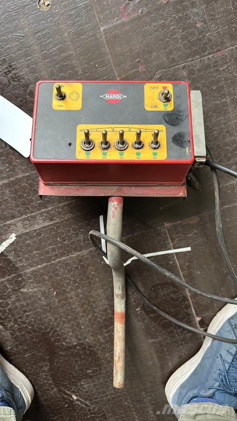 Hardi TZY 2400 Dragna sprutor